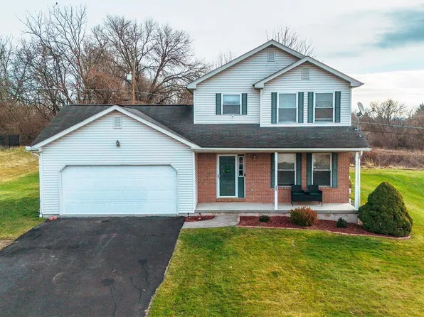 225 Hope St, Stockertown, PA 18083