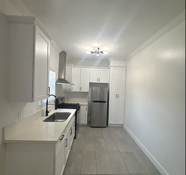 2345 Lincoln Park — Photo 12