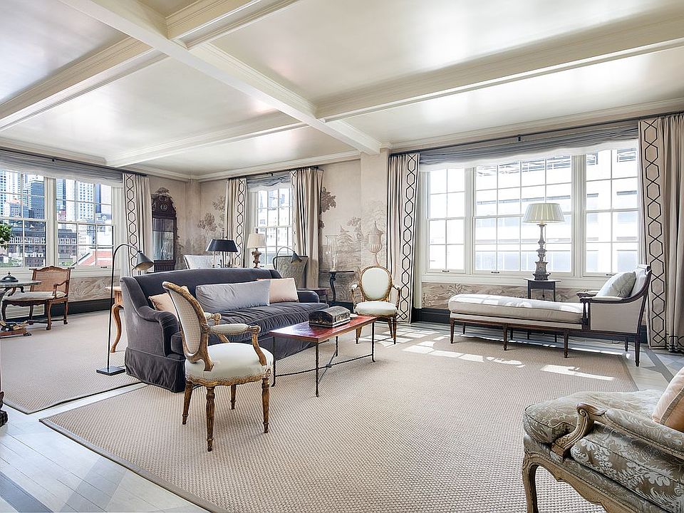 1st image of 901 Lexington Ave APT 8S
