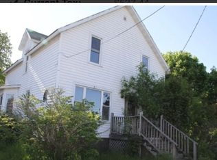 201 N 1st St, Manistique, MI 49854