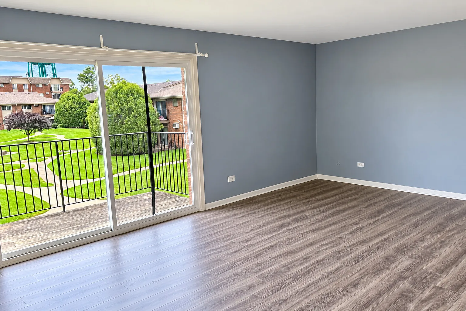 1 bed, 806 sqft, $1,595 — Photo 4