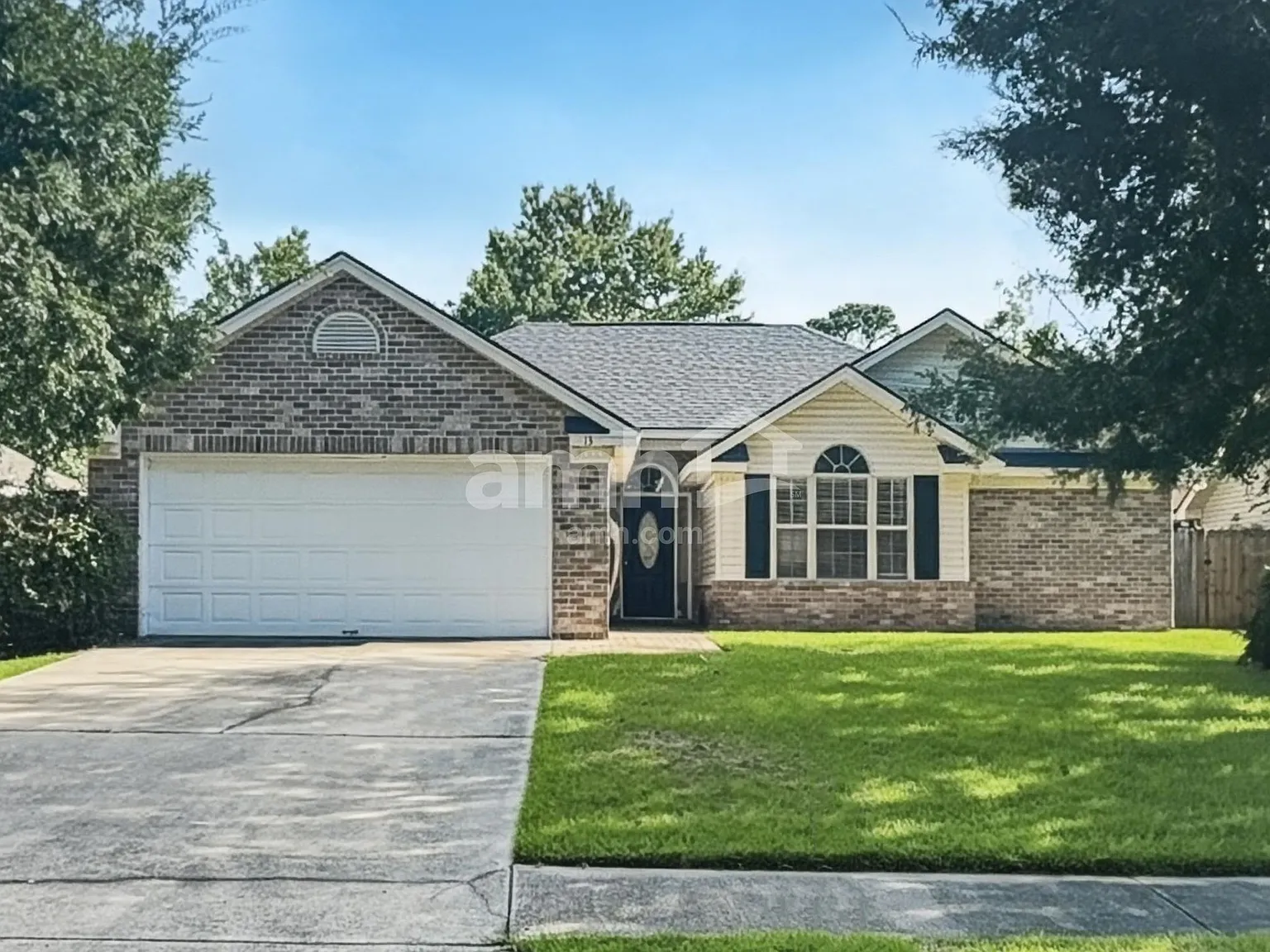 3 bed, 2.0 bath, 1472 sqft, $2,260 — Photo 1