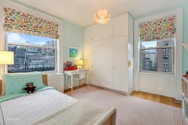 Sold by Corcoran | media 6