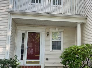 402 Harvest Ln, Monmouth Junction, NJ 08852