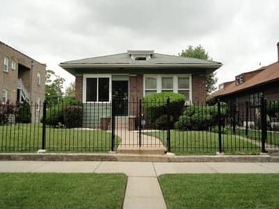 Great Curb appeal!
