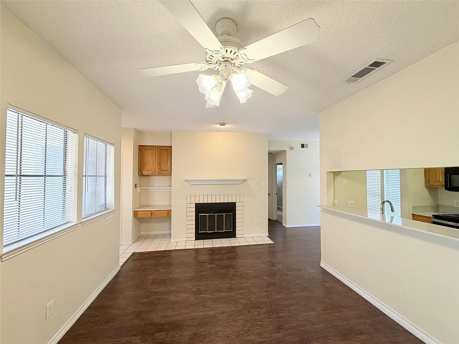 1 bed, 1.0 bath, 685 sqft, $1,500 — Photo 4