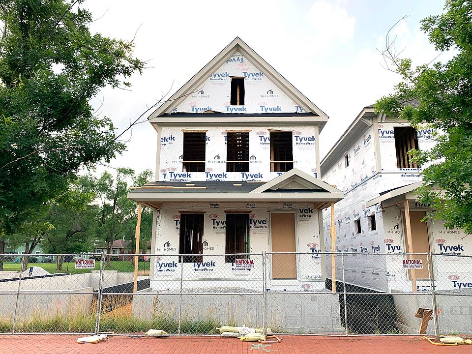 1st image of 950 W 1st Ave Lot 77