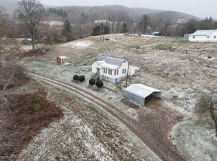 64 Mid Park Ln, Troutdale, VA 24378