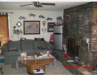 4th image of 626 White Ave