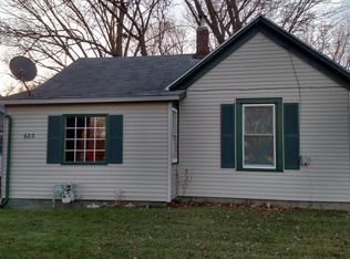 623 S Lincoln Ave, Dixon, IL 61021