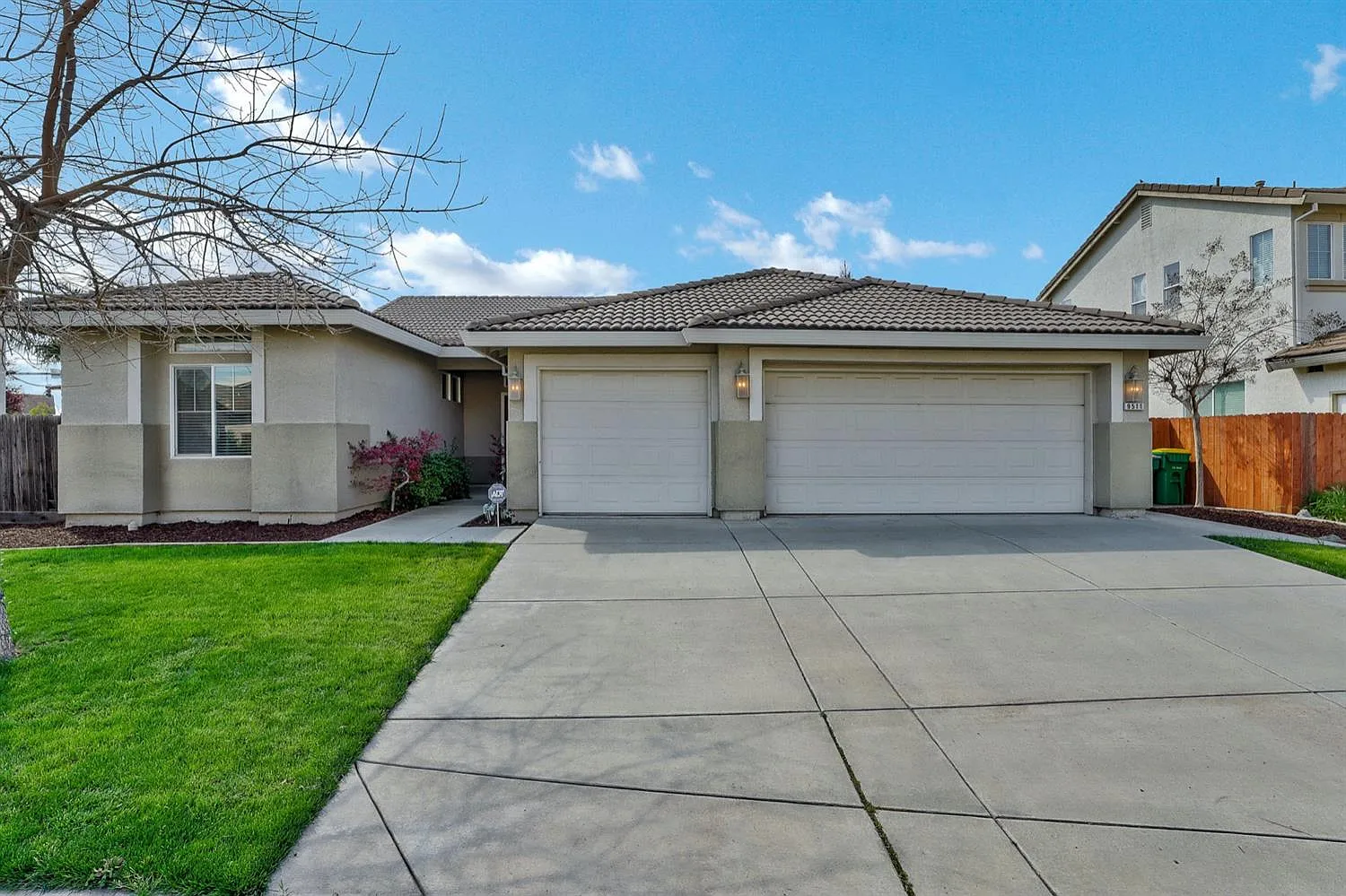 9511 Marciano Way photo 1