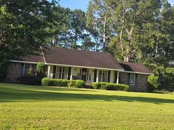 105 Inner Cir, Moultrie, GA 31788