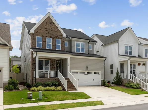 1729 Grassy Falls Ln, Wendell, NC 27591