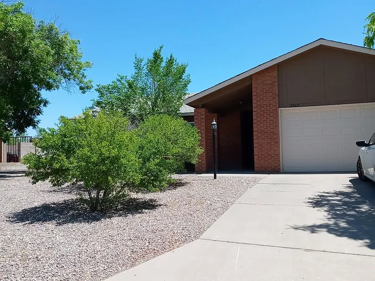 2517 Bogie Rd SE — Photo 1