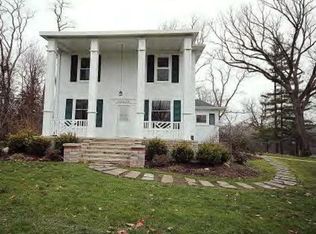 2220 S Taylor Rd, Decatur, IL 62521