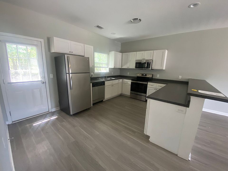 1st image of 117 Bonielane Dr