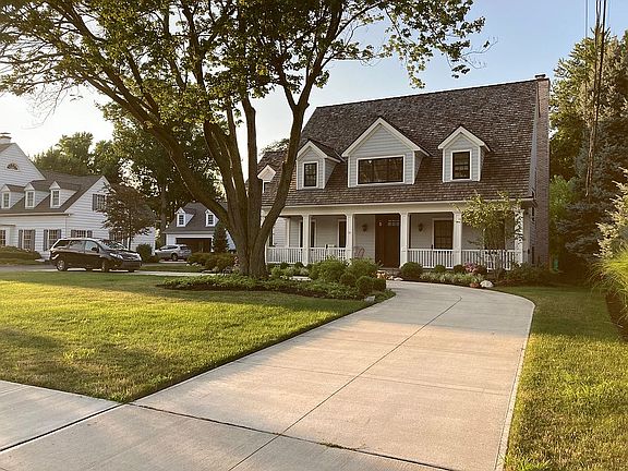 2nd image of 20922 Avalon Dr