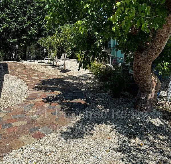 222 Fairweather Ln #5 — Photo 14