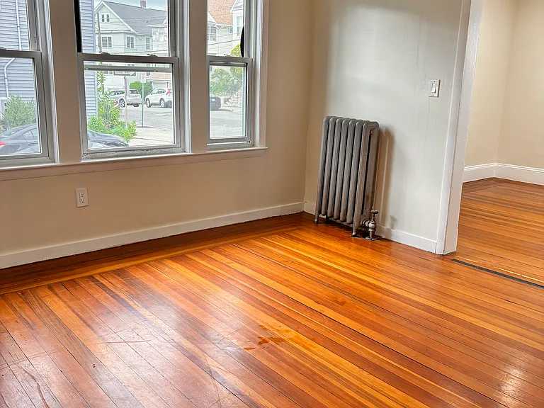 72 Edward St #1 — Photo 8