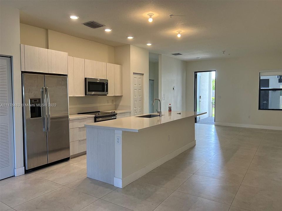 1st image of 7819 NW 104th Ave APT 8