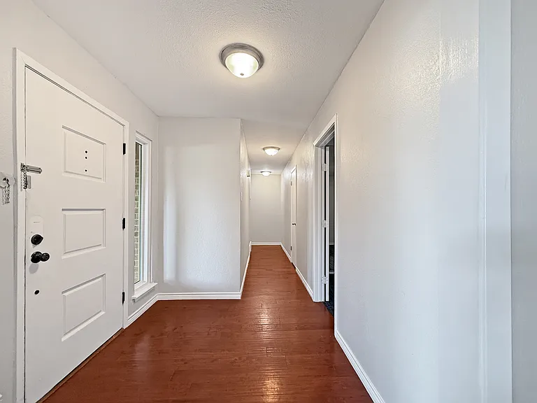6251 Shirley Dr — Photo 14