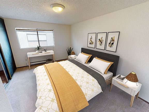 4th image of 10725 Greenwood Ave N APT 301