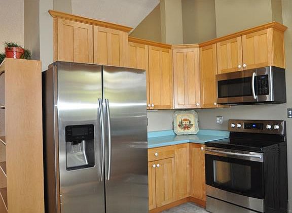 2nd image of 11285 W Powers Ave