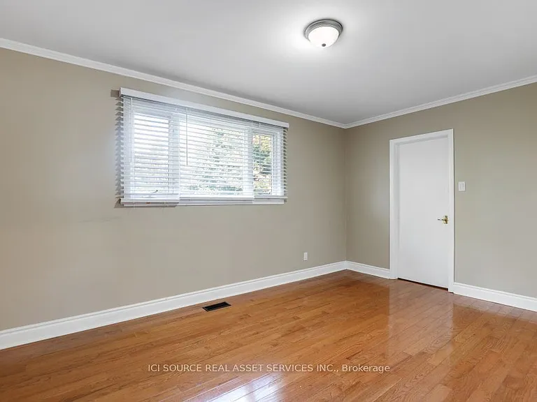 1371 Kilborn Ave — Photo 25