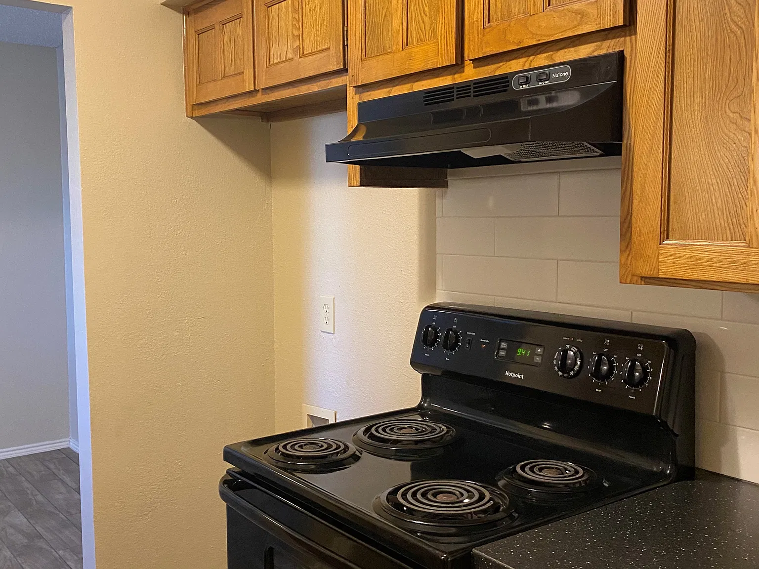 2 bed, 2.5 bath, 1128 sqft, $1,395 — Photo 3