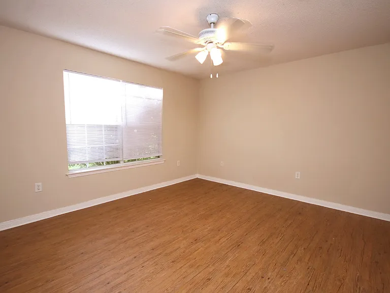 2289 Wyatt St — Photo 12
