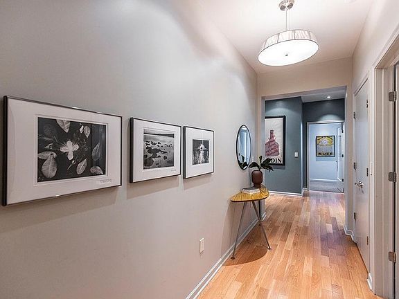 3rd image of 400 Pike St Unit 711