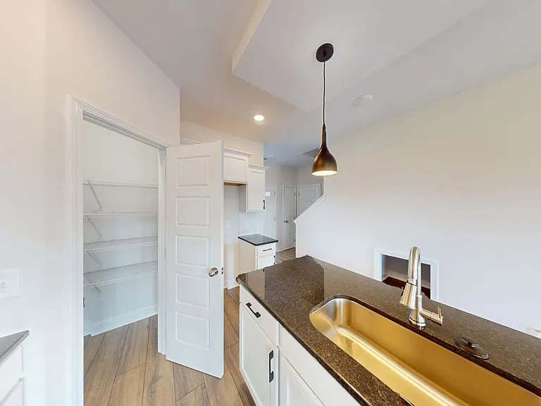 1018 Cherry Acres Dr — Photo 13