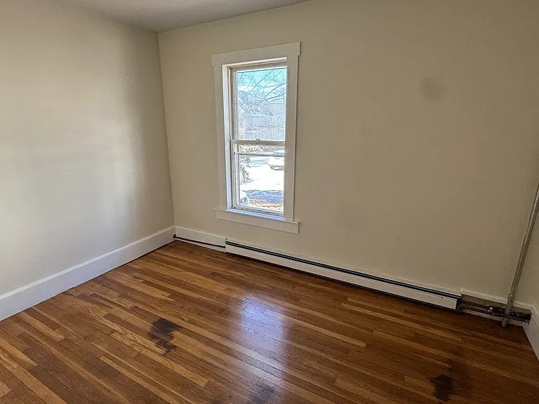 8 Chestnut St #1 — Photo 6