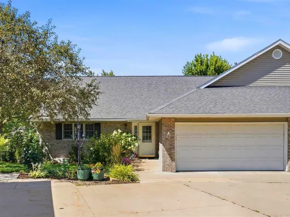 507 Washington Ct SW APT B, Mount Vernon, IA 52314