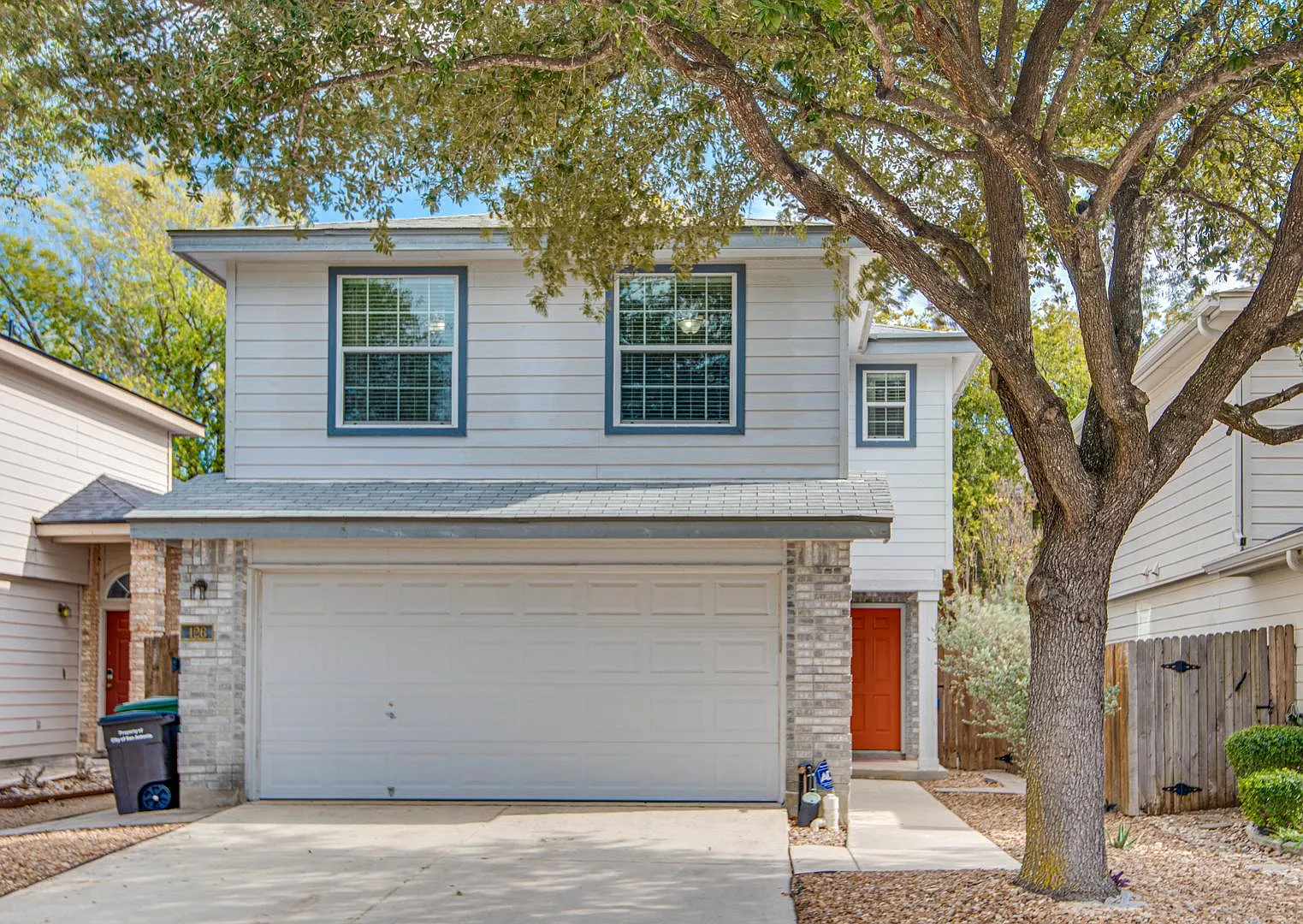 3 bed, 2.5 bath, 1365 sqft, $1,700 — Photo 1