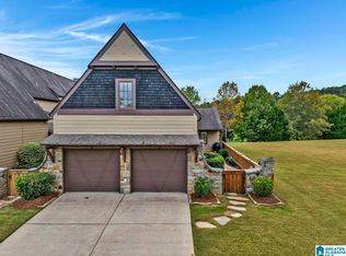 2026 Greenview Trl, Hoover, AL 35226