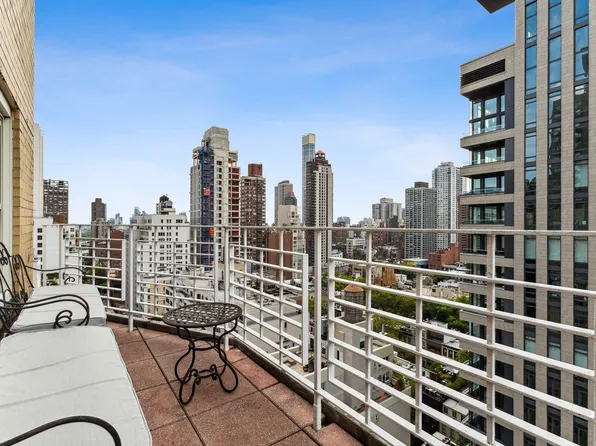 205 East 63rd Street image 14 of 17