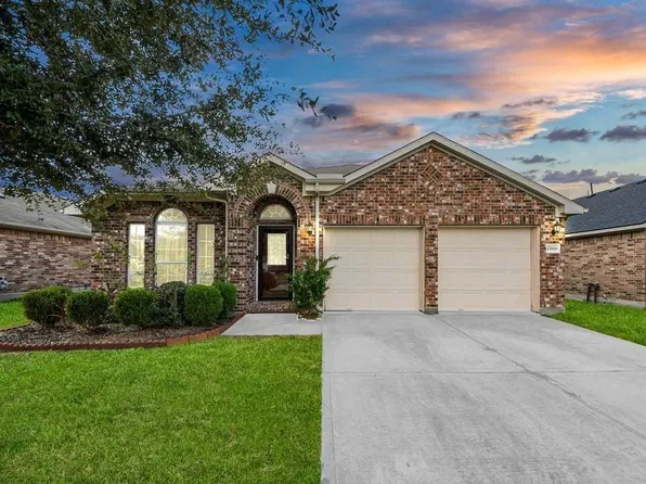 13918 Goodridge Dr, Houston, TX 77048