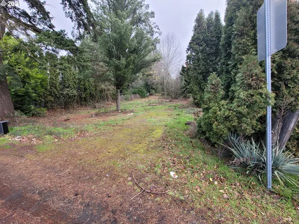 68 NW Birdsdale Ave, Gresham, OR 97030