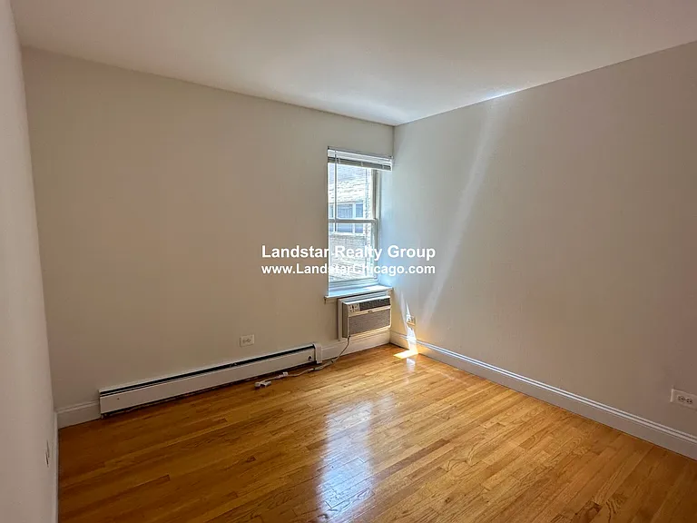 6830 N Sheridan Rd #350 — Photo 6