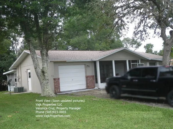 12 Montana St, Beverly Hills, FL 34465