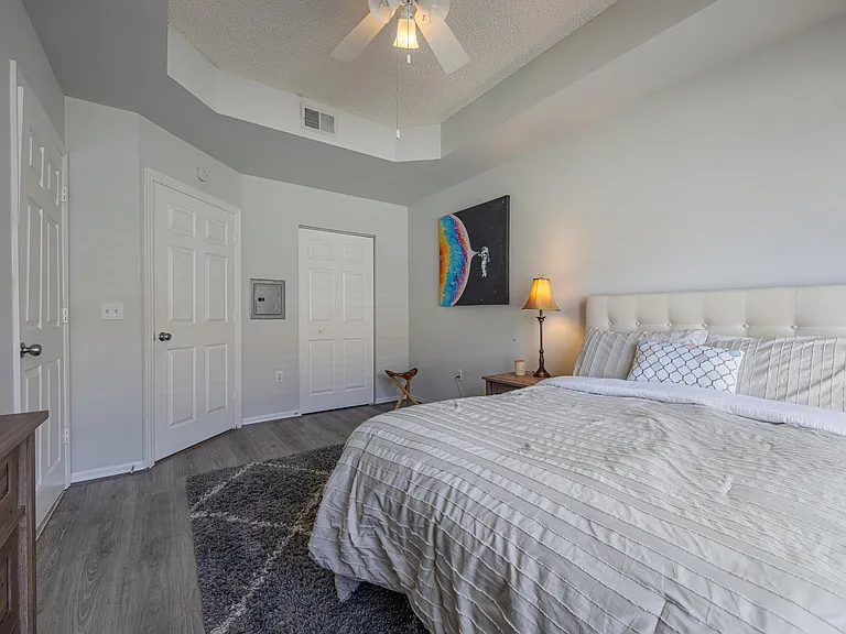 2412 Tuscany Way — Photo 12