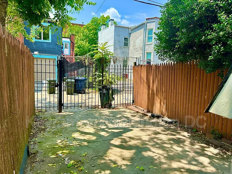 1528 8th St NW — Photo 41