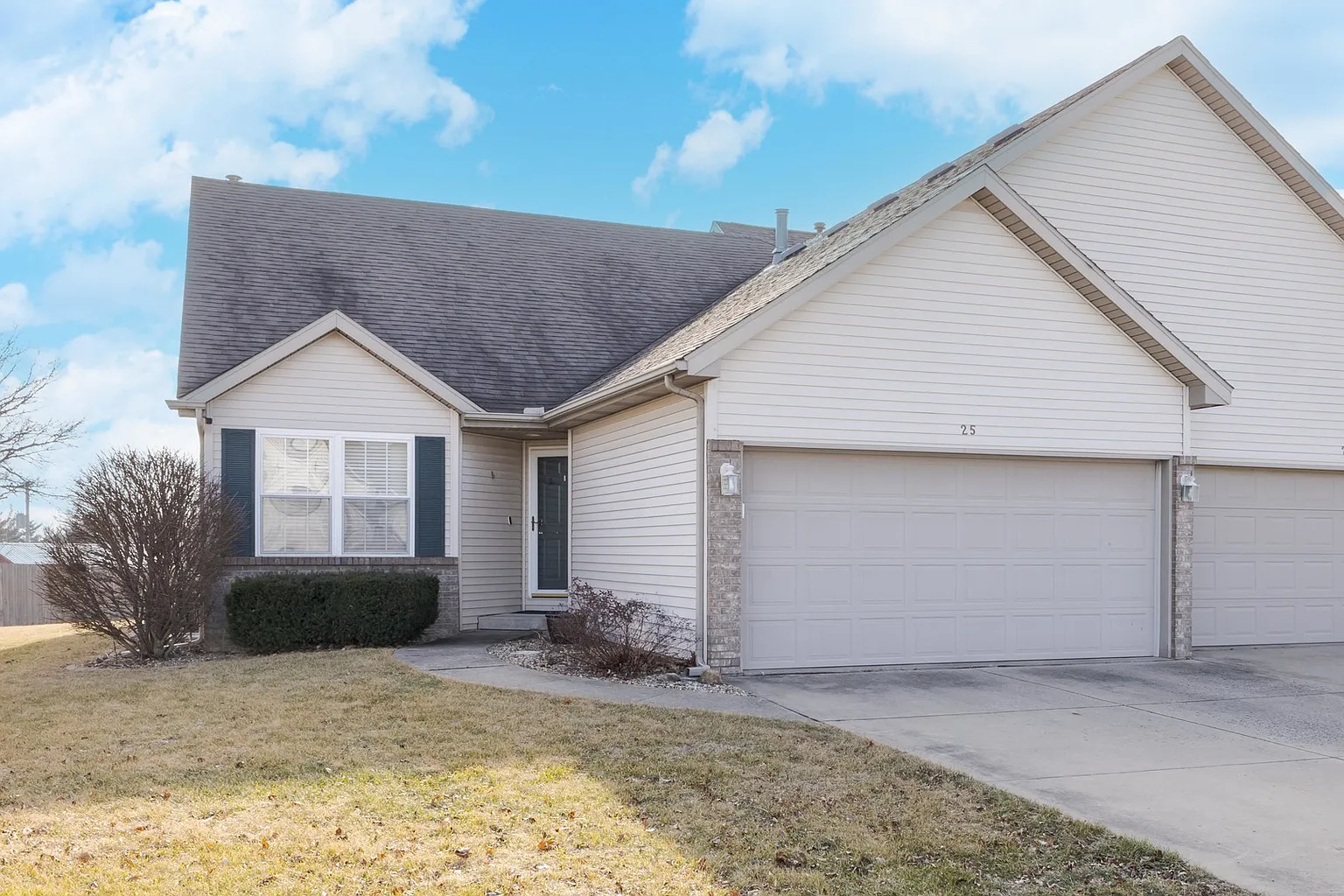 25 Ashling Ct photo 1