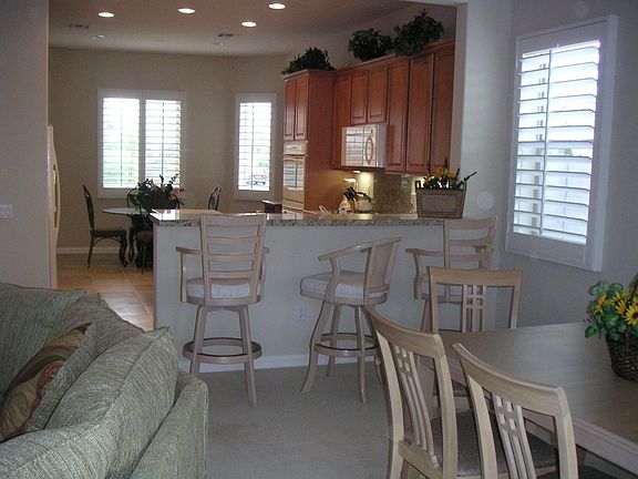 Breakfast bar