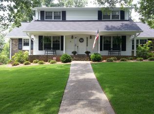 1752 Indian Hill Rd, Vestavia Hills, AL 35216