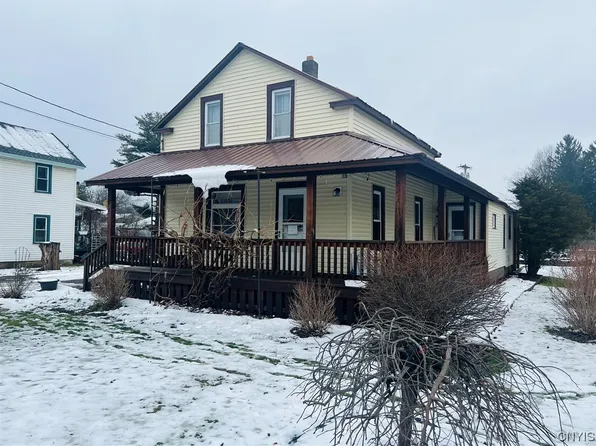 1645 Seminary St, De Ruyter, NY 13052