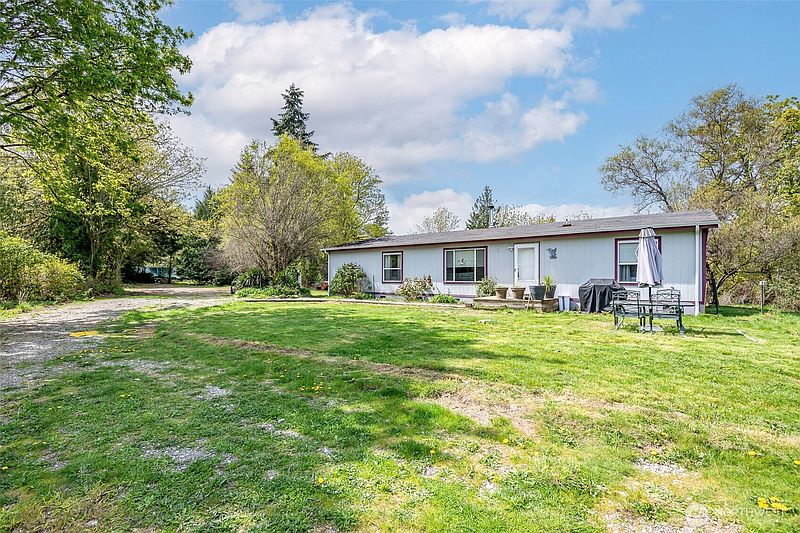 4th image of 14919 24th Street SW