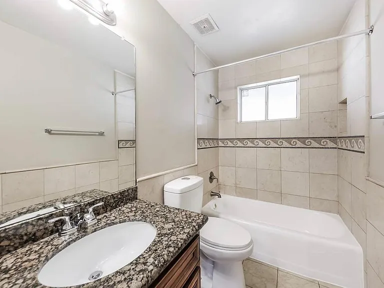 3315 W Orchid Ln — Photo 5