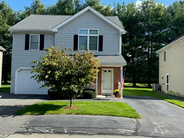 19 Fairway Dr Unit 19, Tewksbury, MA 01876